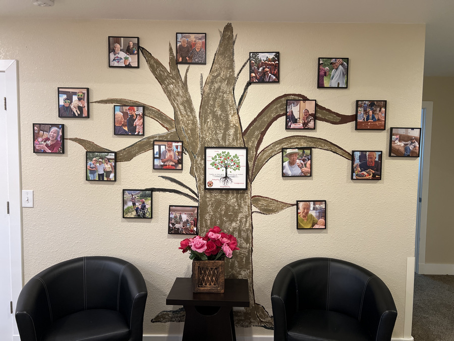 Living in Place in a Memory Care Facility at Applewood Our House