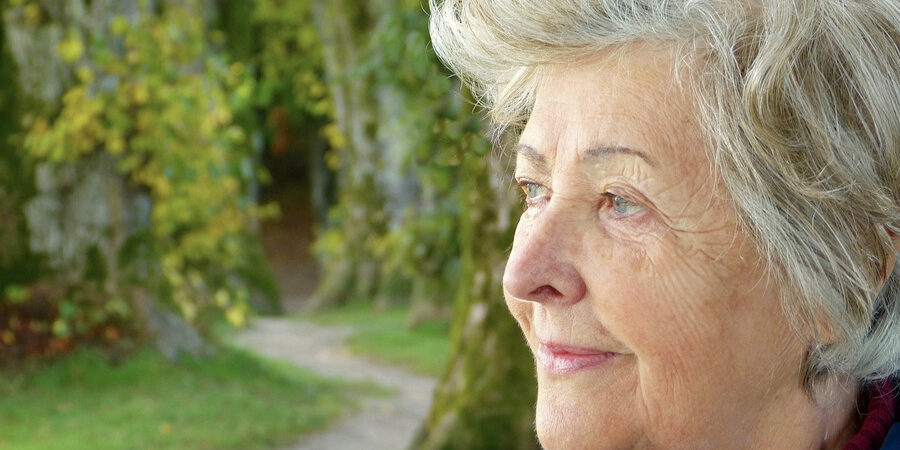 Finding Mom the Right Home for Dementia Finding Mom the Right Home for Dementia