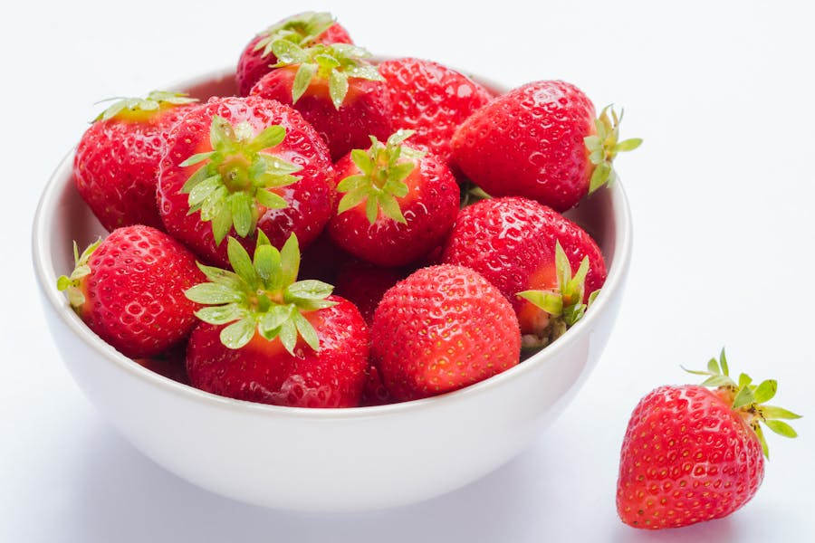 Strawberries Contain Powerful Antioxidants and Could Fight Against Dementia