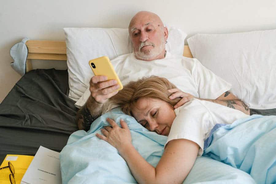 Lack Of Sleep Can Cause Motoric Cognitive Risk (Mcr) Syndrome And Dementia In Seniors